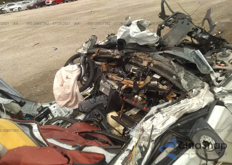 2015 BMW M3 z USA, uszkodzony, nr VIN WBS3C9C55FP803878